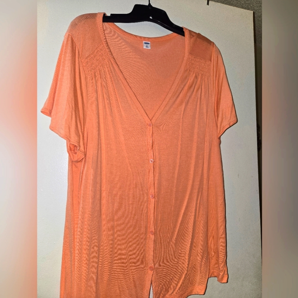 Old Navy, coral button up top